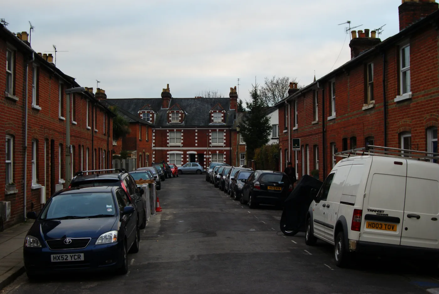 Hyde Abbey Road, Winchester. Homes here are in the unparished Winchester Town area, which pays a separate special expense on top of the district charge